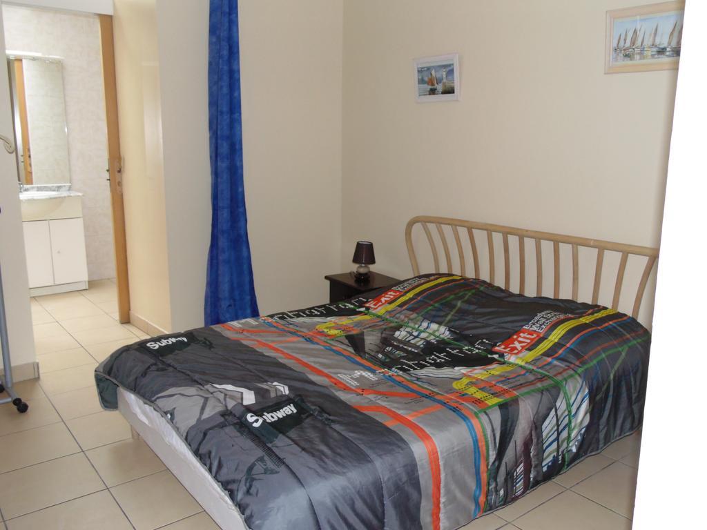 Maison En Pierre Apartamento Port-en-Bessin-Huppain Quarto foto